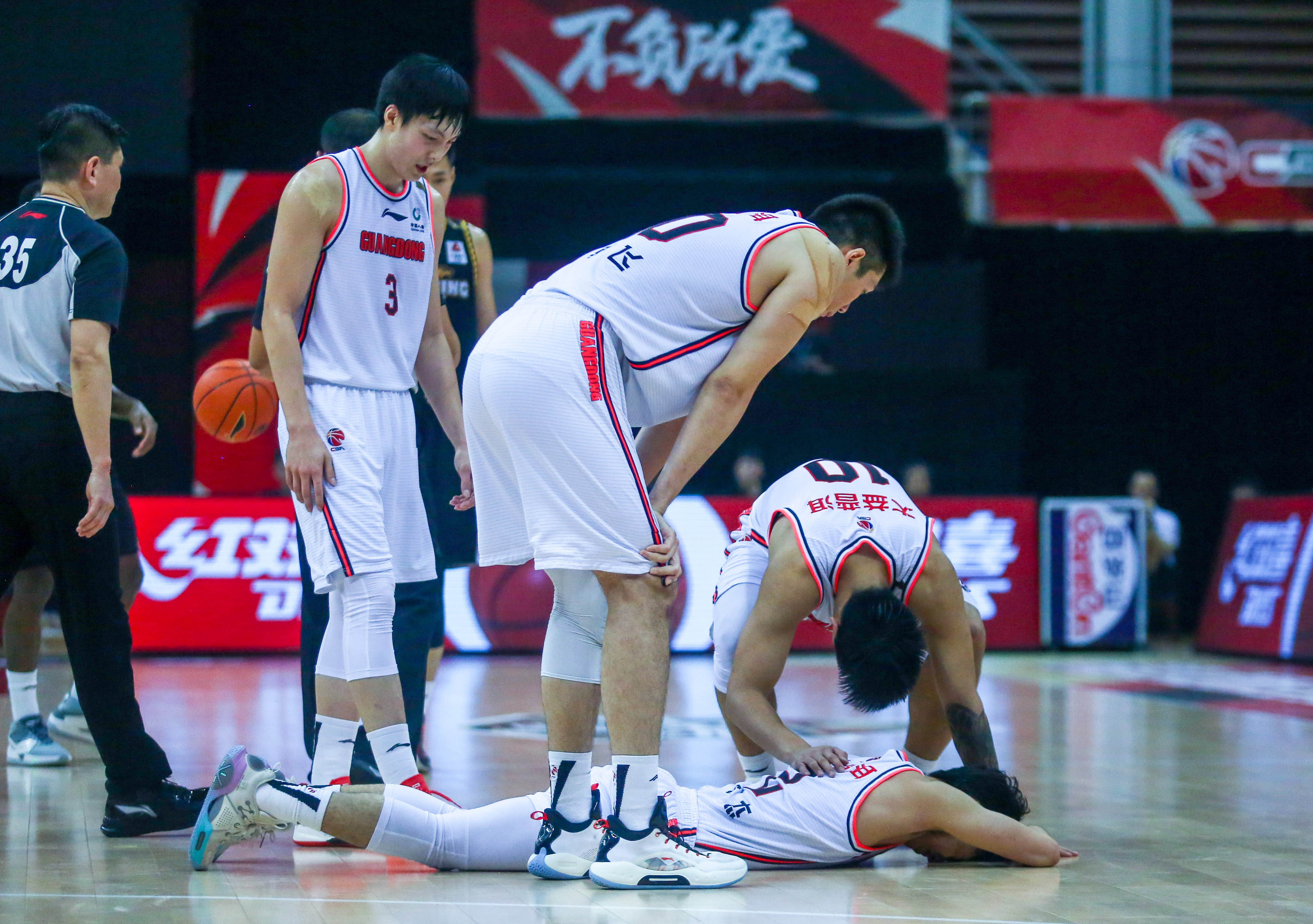 篮球队都有哪些队