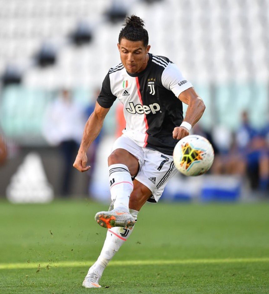 c罗怎么到尤文了